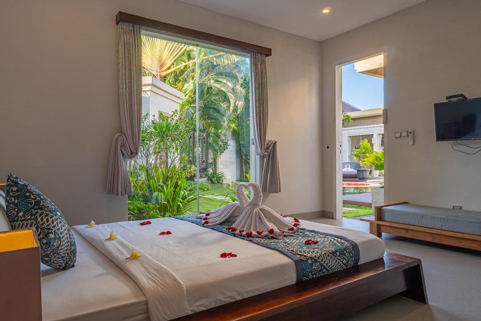 Luxury - Villa K - Central Seminyak ภายนอก รูปภาพ