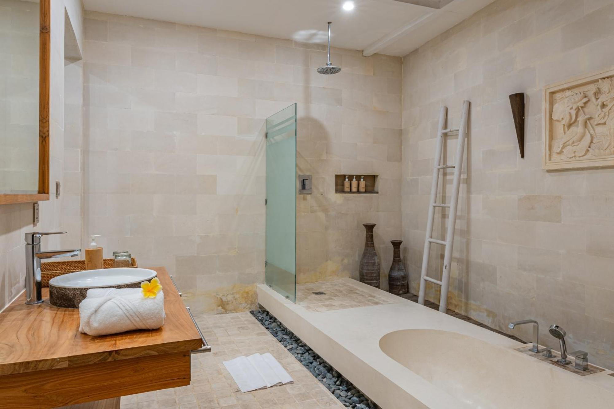 Luxury - Villa K - Central Seminyak ภายนอก รูปภาพ