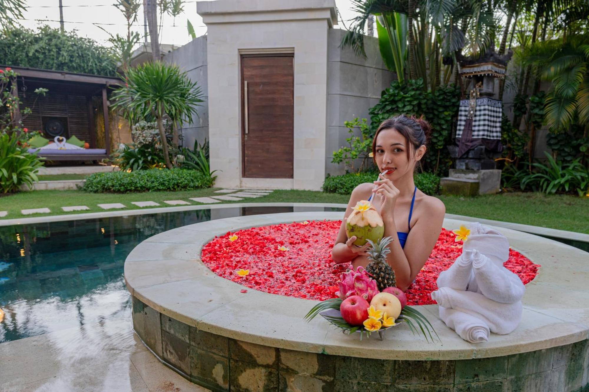 Luxury - Villa K - Central Seminyak ภายนอก รูปภาพ