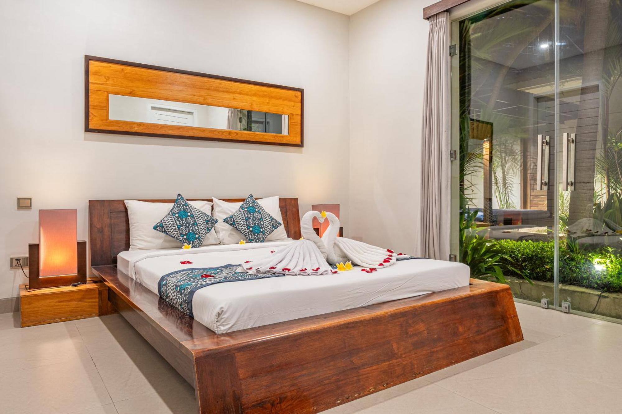 Luxury - Villa K - Central Seminyak ภายนอก รูปภาพ