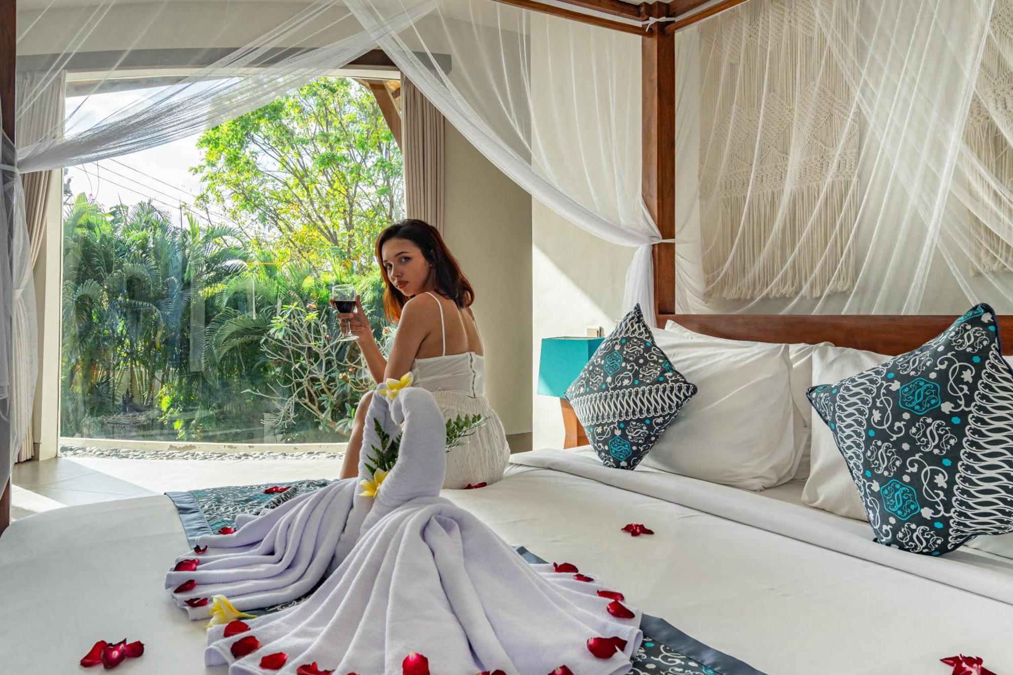 Luxury - Villa K - Central Seminyak ภายนอก รูปภาพ