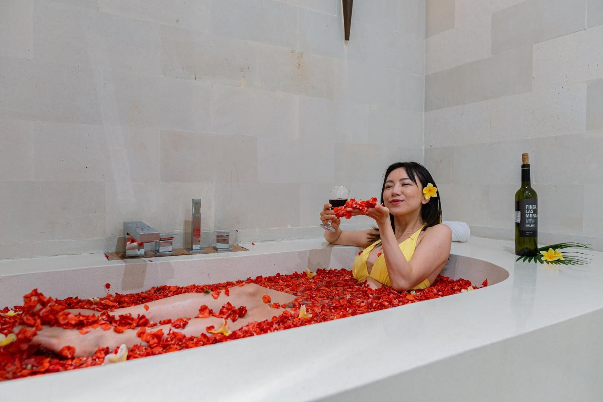 Luxury - Villa K - Central Seminyak ภายนอก รูปภาพ